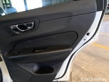  Volvo  XC60 VOLVO  / 2017 / 5P / SUV B4 D AWD AUTOMATICO MOMENTUM PRO #89