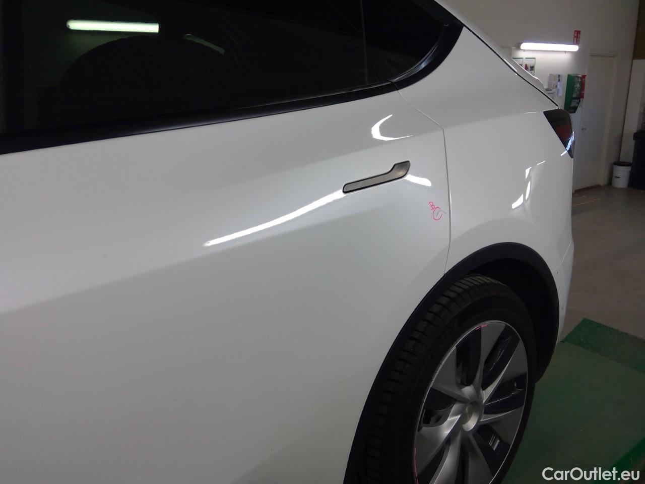  Tesla  Model Y  75kWh Long-Range AWD #29