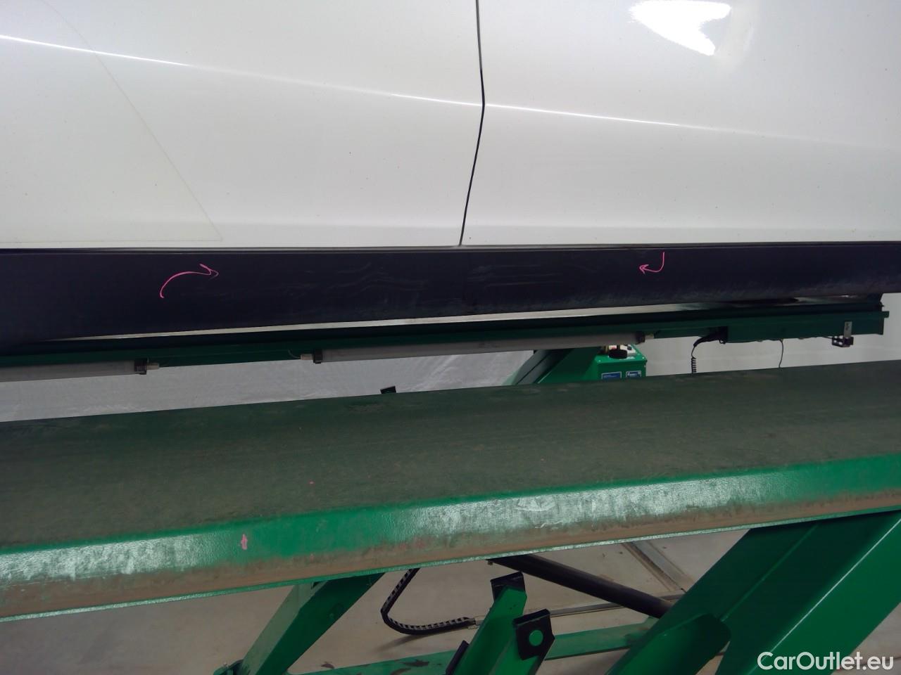  Tesla  Model Y  75kWh Long-Range AWD #22