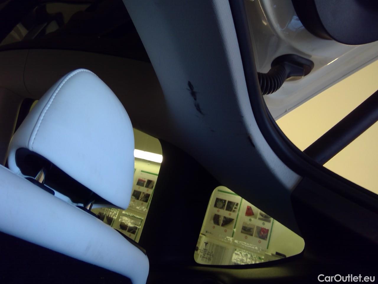  Tesla  Model Y  75kWh Long-Range AWD #10