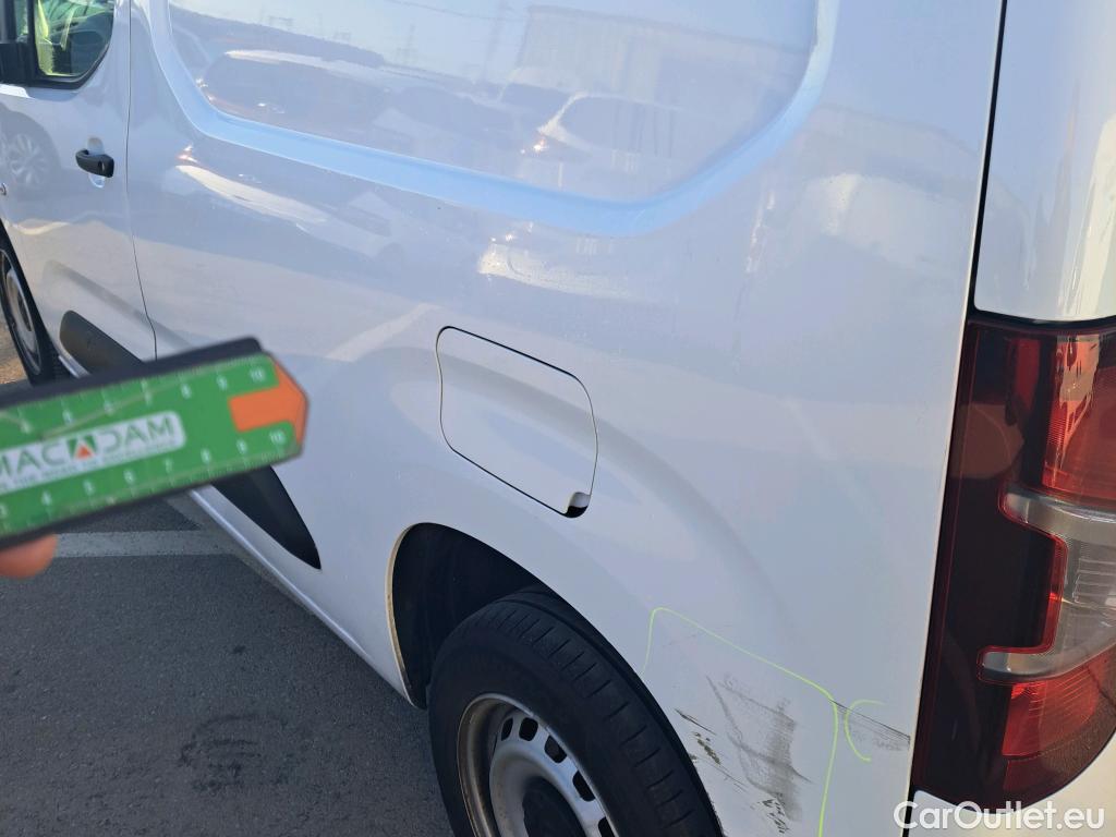  Opel  Combo OPEL  / 2018 / 3P / furgón derivado de turismo 1.5 TD 75kW (100CV) Express L H1 650kg #3