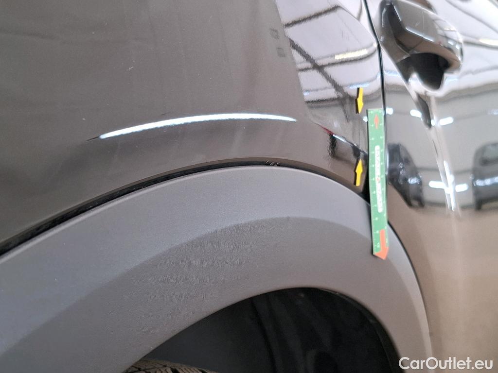  Citroen  C4  Berline Feel Pack 1.5 BlueHDI 130CV BVA8 E6d #21