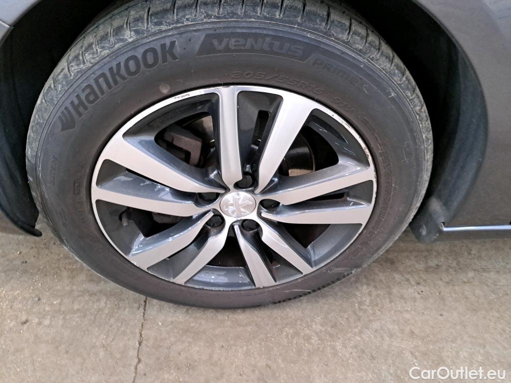  Peugeot  308  Allure Business 1.2 PureTech 130CV BVA8 E6d #48