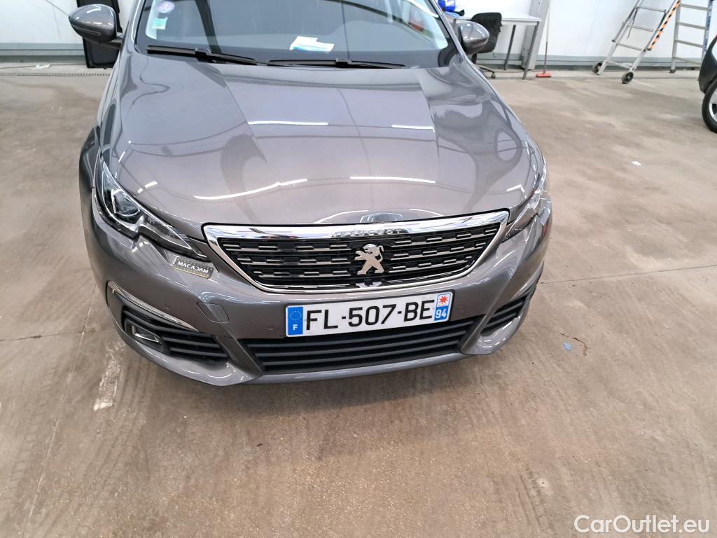  Peugeot  308  Allure Business 1.2 PureTech 130CV BVA8 E6d #15