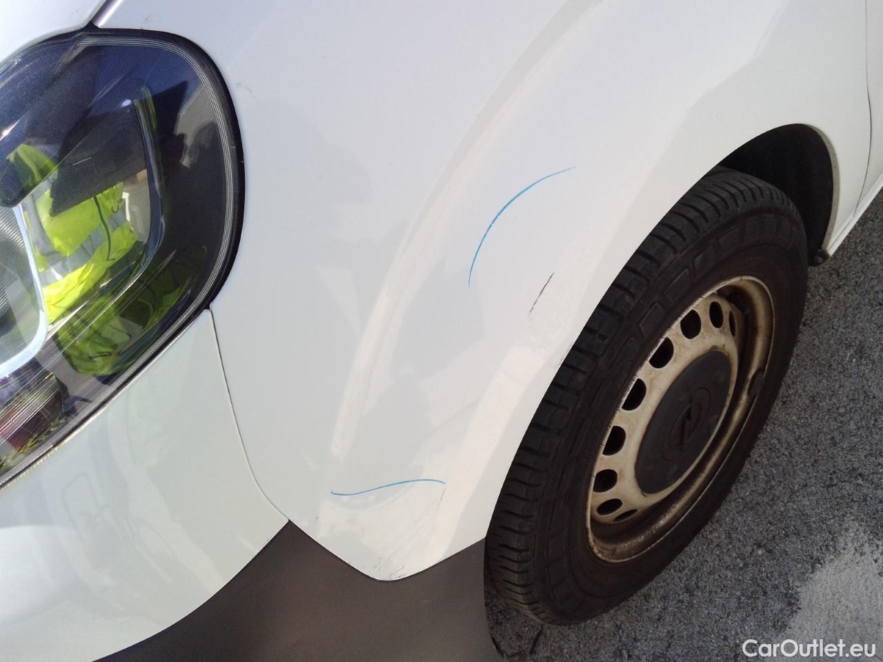 Opel  Vivaro OPEL  / 2019 / 4P / furgón 1.5 Diésel 74kW (100CV) M Std Express #17