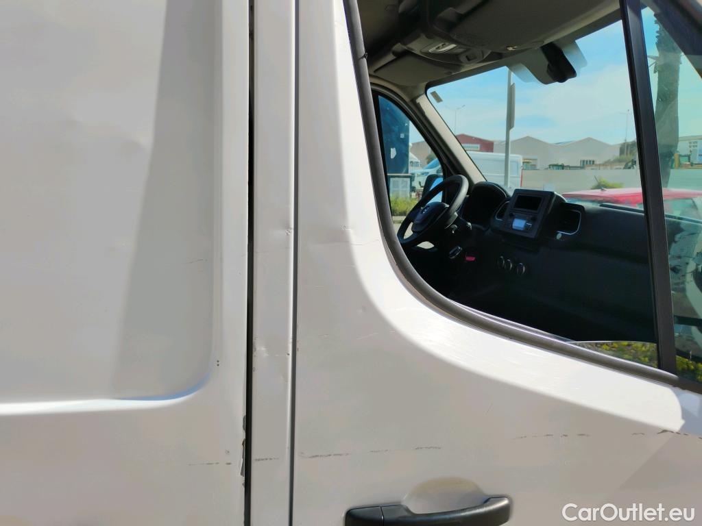  Opel  Movano OPEL  / 2019 / 4P / furgón 2.3 CDTI S/S 110kW (150CV) L2 H2 F 3.5t #40