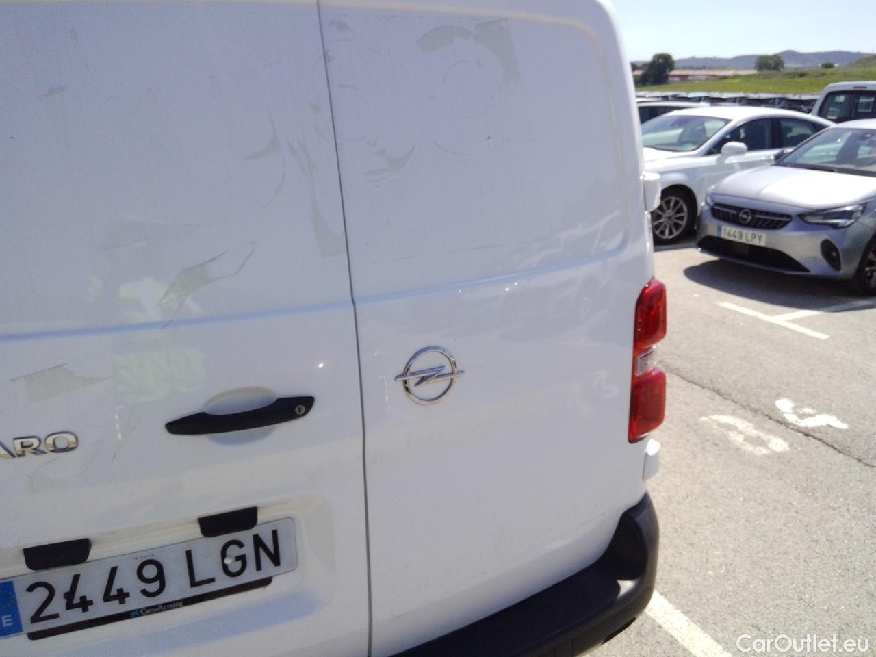  Opel  Vivaro OPEL  / 2019 / 4P / furgón 1.5 Diésel 74kW (100CV) M Std Express #27