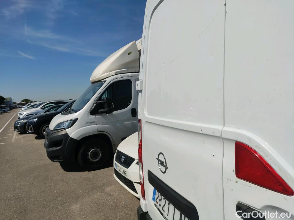  Opel  Movano OPEL  / 2019 / 4P / furgón 2.3 CDTI 99kW (135CV) L1 H1 F 3.5t #47