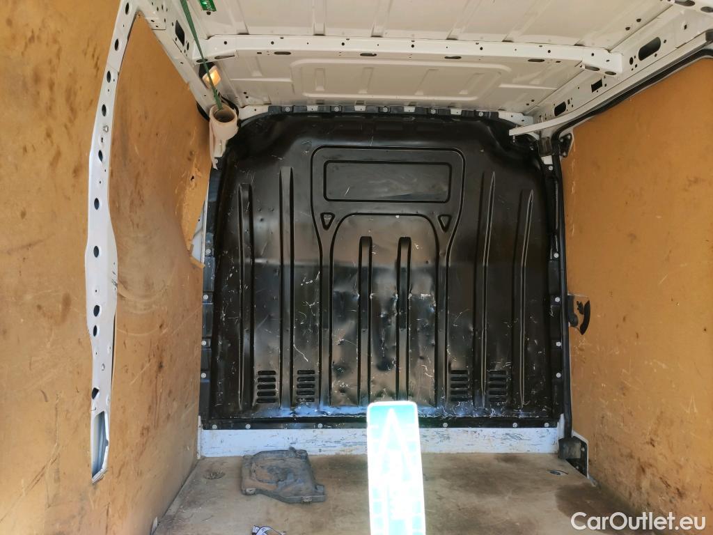  Opel  Movano OPEL  / 2019 / 4P / furgón 2.3 CDTI 99kW (135CV) L1 H1 F 3.5t #13