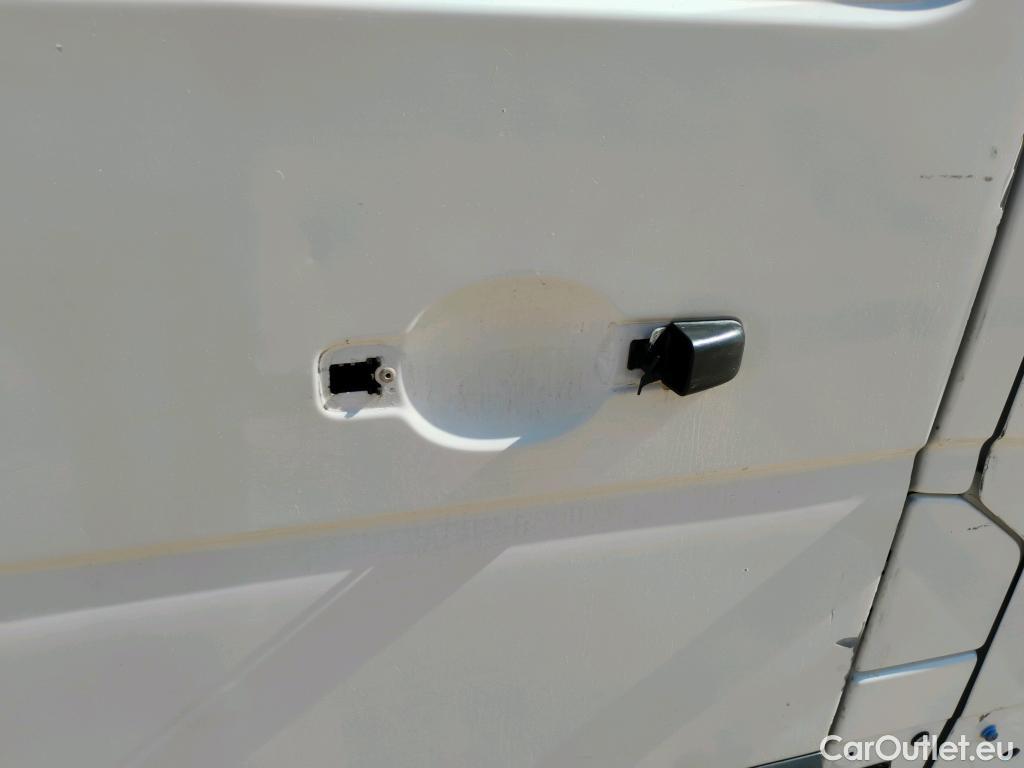  Opel  Movano OPEL  / 2019 / 4P / furgón 2.3 CDTI S/S 110kW (150CV) L2 H2 F 3.5t #44