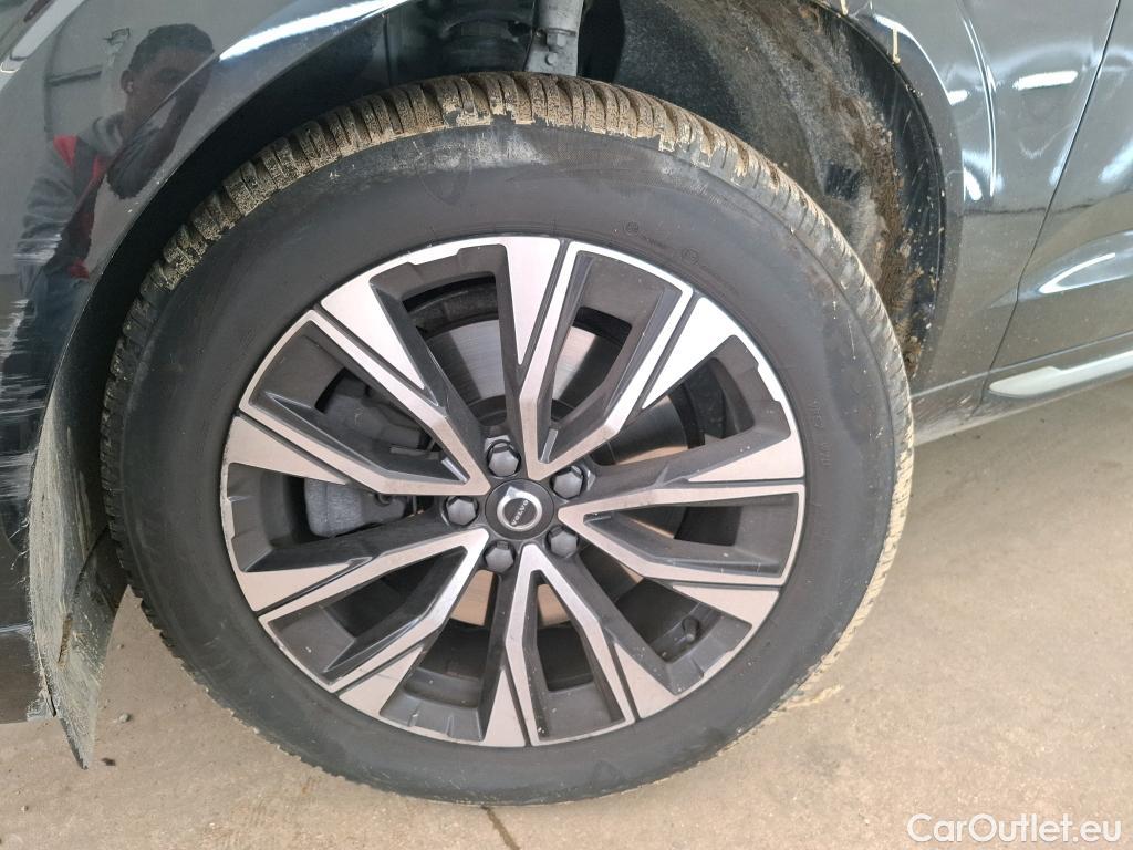  Volvo  XC60  Plus Style Chrome 2WD 2.0 B4 195CV BVA8 E6d #15