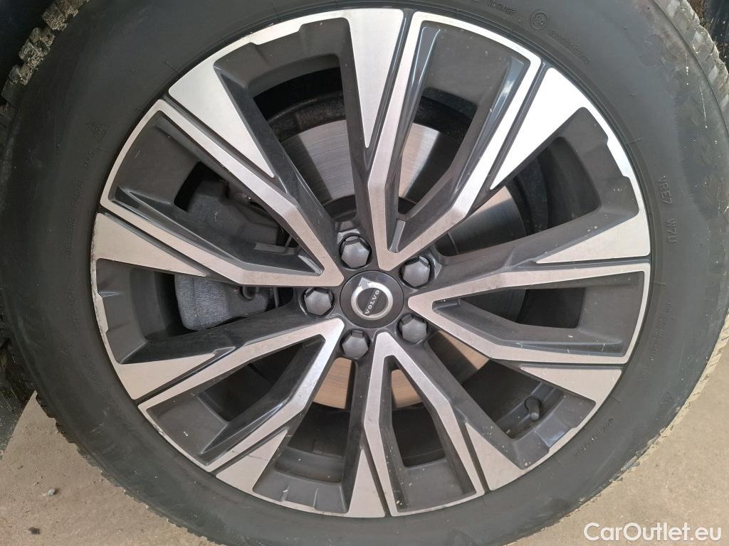  Volvo  XC60  Plus Style Chrome 2WD 2.0 B4 195CV BVA8 E6d #16