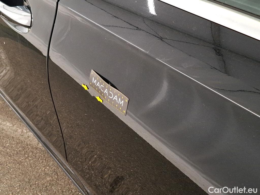  Mercedes  A-Klasse MERCEDES-BENZ Classe A Compact / 2018 / 5P / Berline A 180 Progressive Line #9