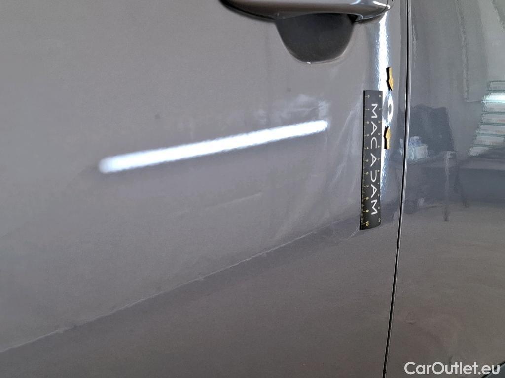  Peugeot  2008  Active Pack 1.2 PureTech 130CV BVA8 E6d #10