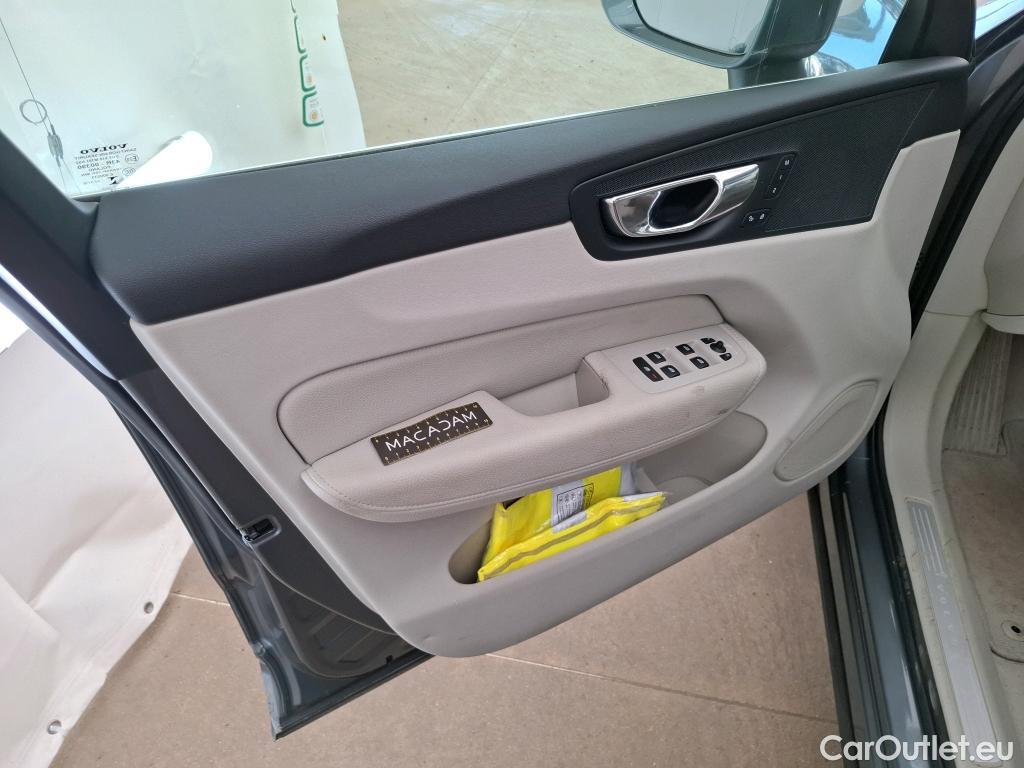  Volvo  XC60 VOLVO  5p SUV D4 AWD AdBlue 190 Geartro 8 Inscription #1