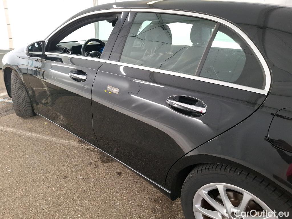  Mercedes  A-Klasse MERCEDES-BENZ Classe A Compact / 2018 / 5P / Berline A 180 Progressive Line #8