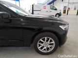  Volvo  XC60 VOLVO  / 2017 / 5P / SUV B4 AWD GEARTR. MOMENTUM #59