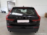  Volvo  XC60 VOLVO  / 2017 / 5P / SUV B4 AWD GEARTR. MOMENTUM #113
