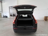  Volvo  XC60 VOLVO  / 2017 / 5P / SUV B4 AWD GEARTR. MOMENTUM #194