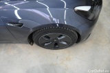  Tesla  Model 3 TESLA  Langstreckenbatt. Allradantrieb Dual Motor 4d 366kW #99
