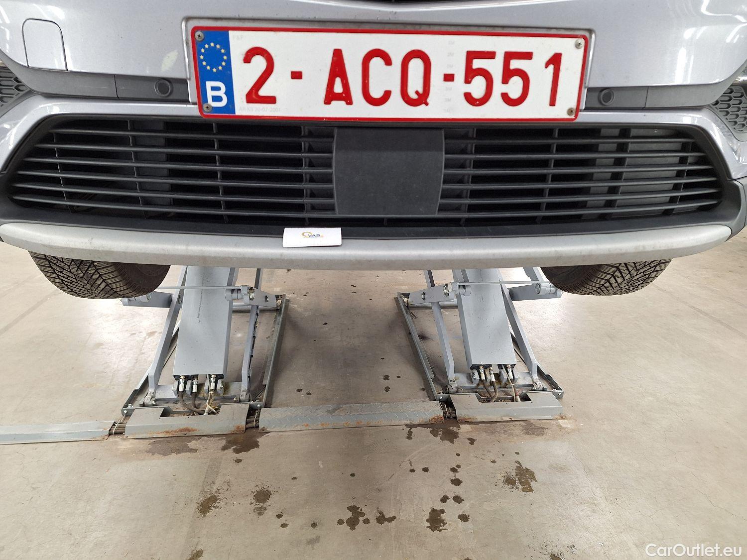  Opel   Grandland X Opel, '17, Opel 1.5 Turbo D D S/S AT8 Elegance 5d #13