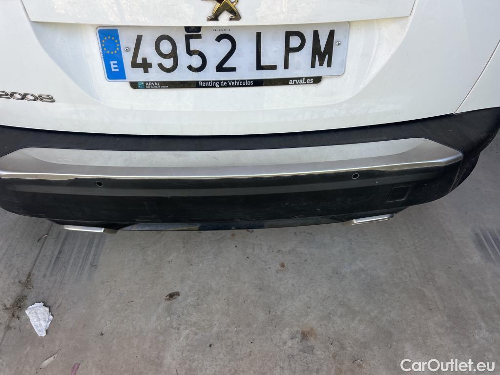  Peugeot  2008  Allure Pack 1.2 PureTech 130CV AT8 E6d #14