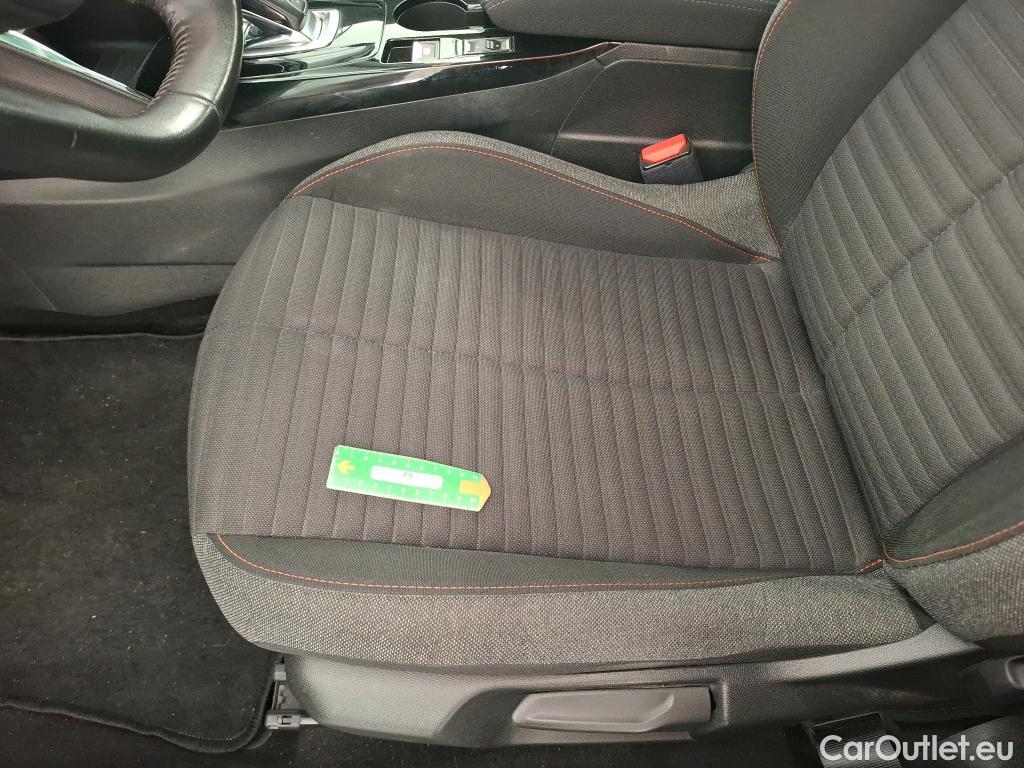  Peugeot  2008  Active Pack 1.2 PureTech 130CV BVA8 E6d #18