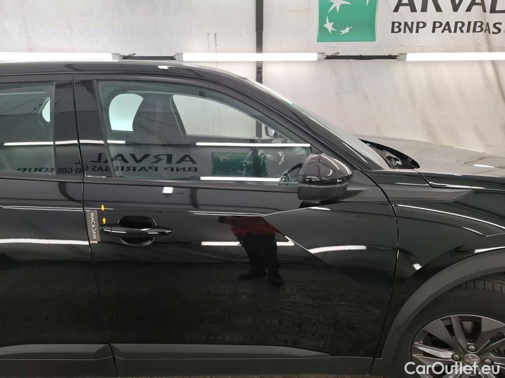  Peugeot  2008  Active Pack 1.2 PureTech 130CV BVA8 E6d #2