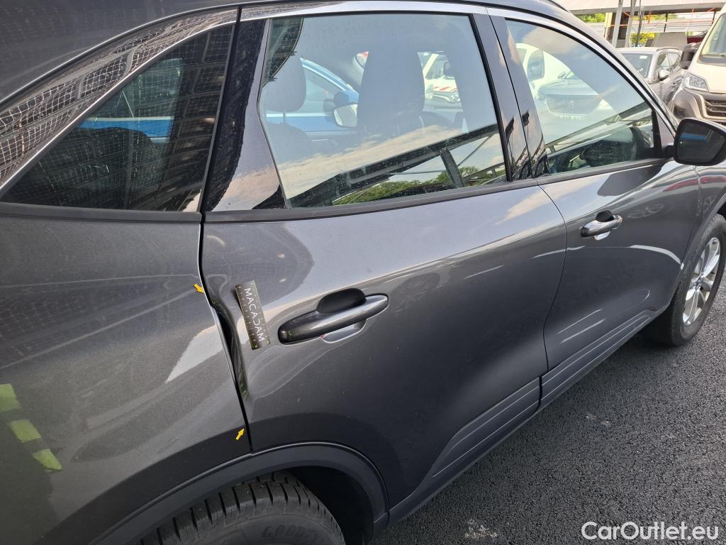  Ford  Kuga FORD  / 2019 / 5P / SUV 190 Hybrid I-AWD(FHEV) Powershi Titanium #5