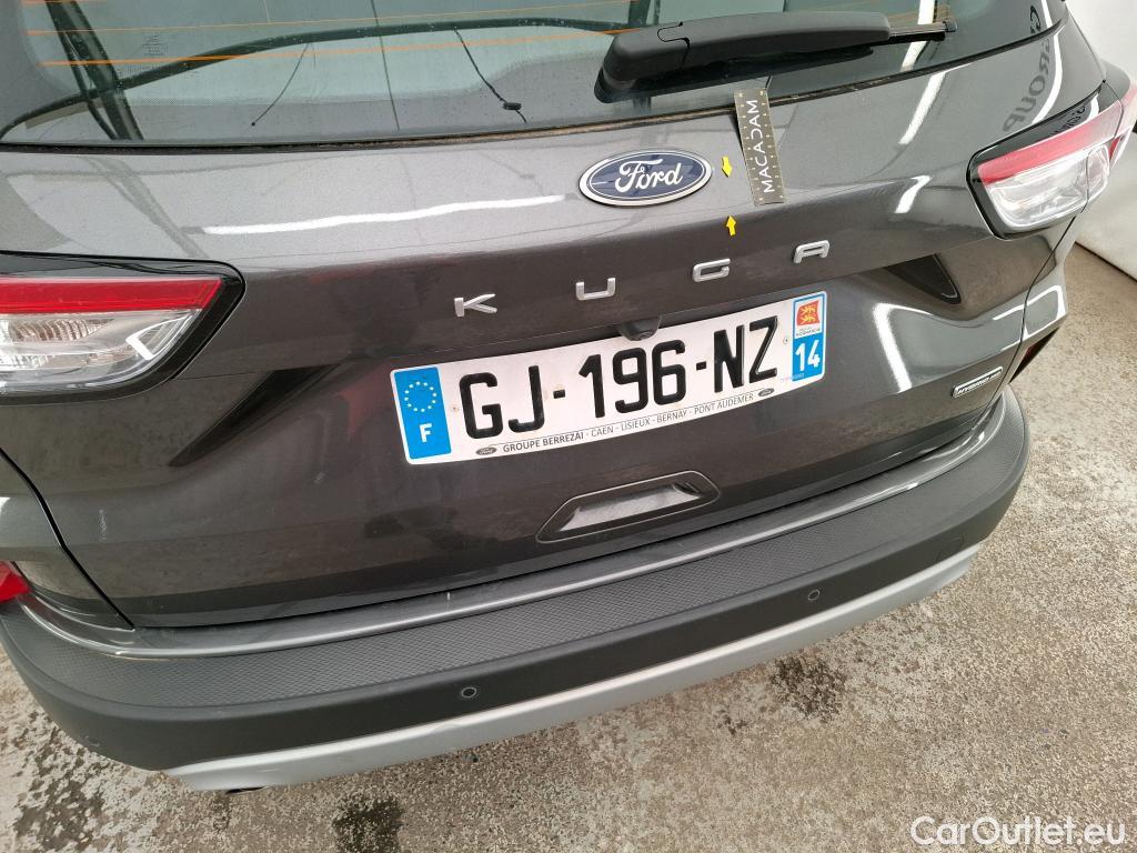  Ford  Kuga FORD  / 2019 / 5P / SUV 190 Hybrid I-AWD(FHEV) Powershi Titanium #8
