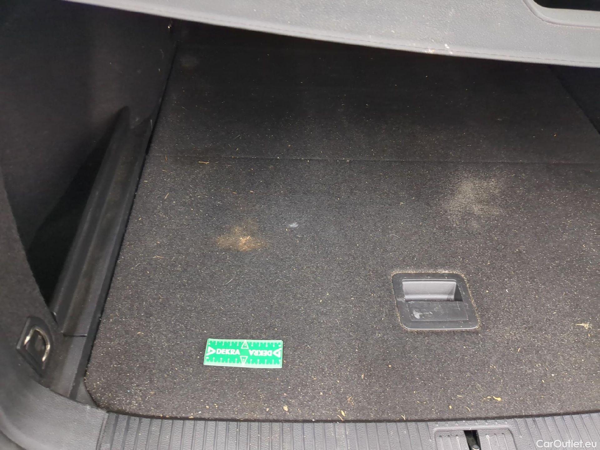  Volkswagen  Passat  Break Business 2.0 TDI 120CV BVA7 E6d #1