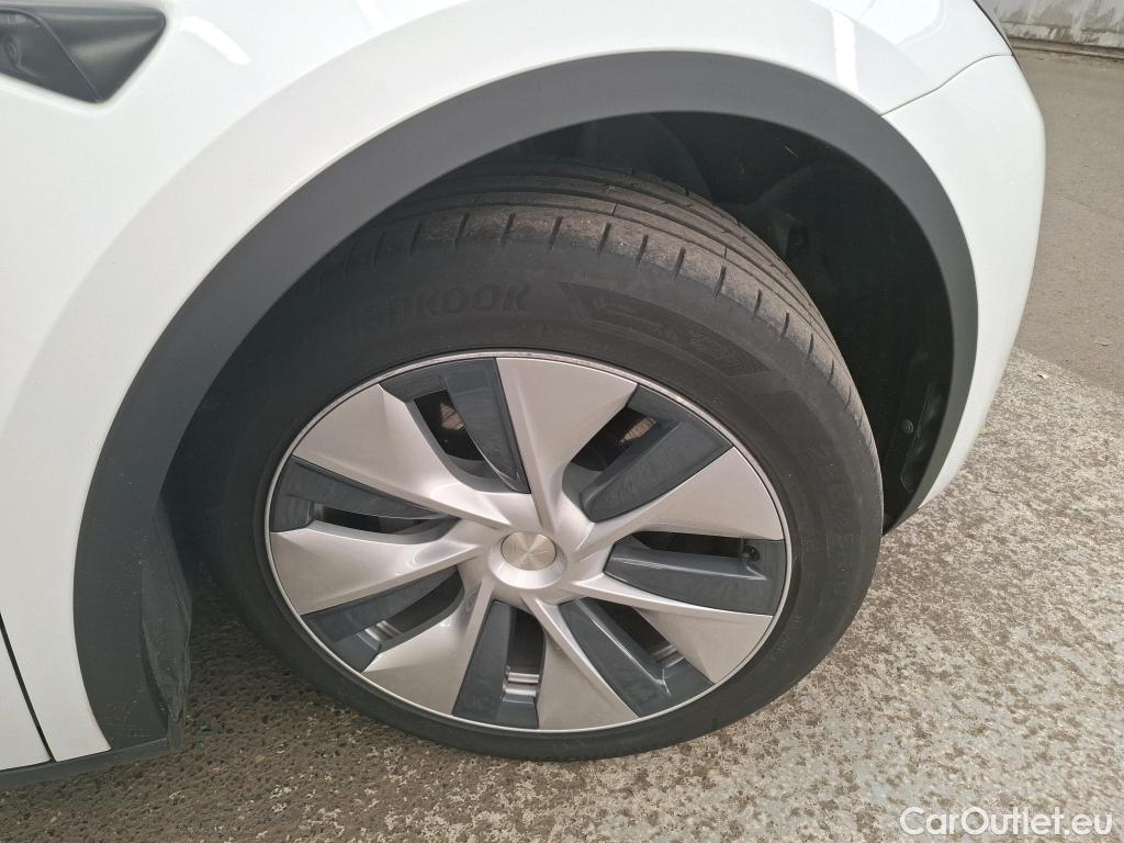  Tesla  Model Y TESLA  / 2021 / 5P / SUV RWD #16