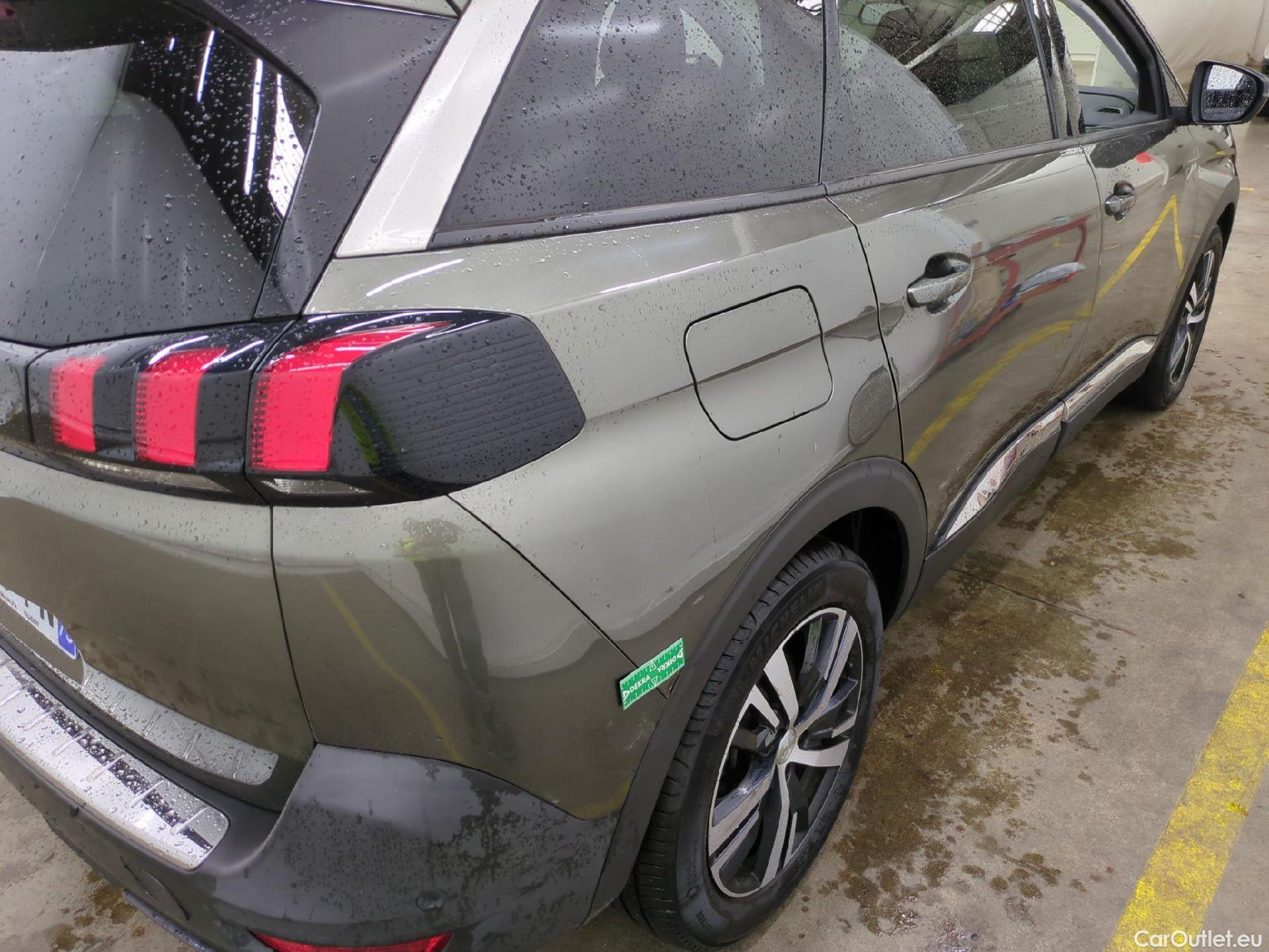  Peugeot  5008  Allure Business 1.5 HDi 130CV BVA8 7 Sieges E6dT #11