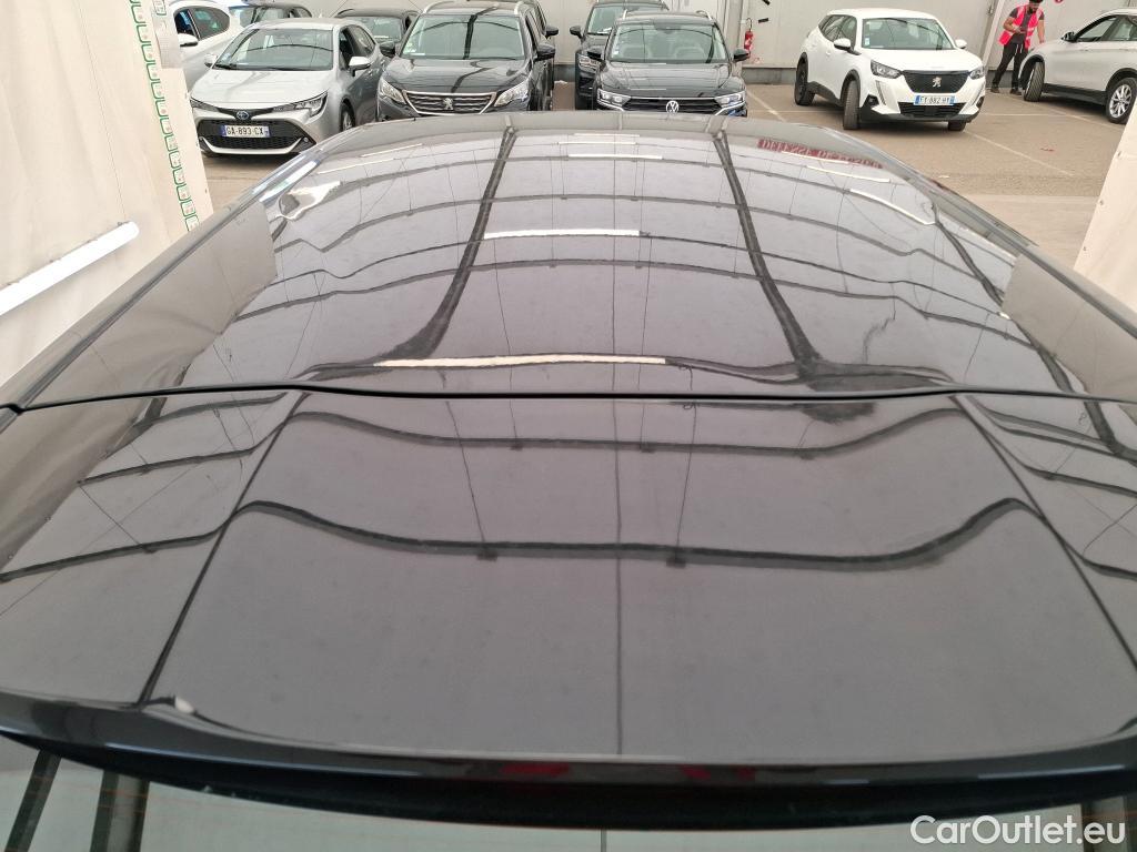 Peugeot  2008  Active Pack 1.2 PureTech 130CV BVA8 E6d #1