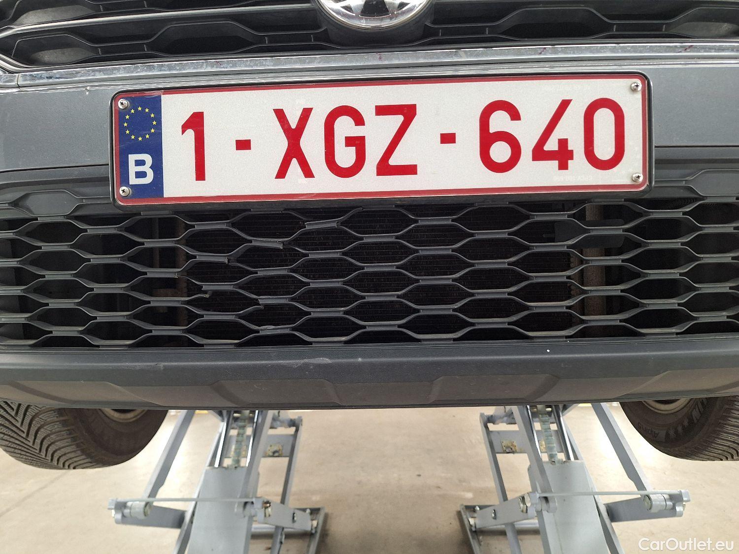  Volkswagen  T-ROC VW,  '17, Volkswagen  1.0 TSI 5d #3