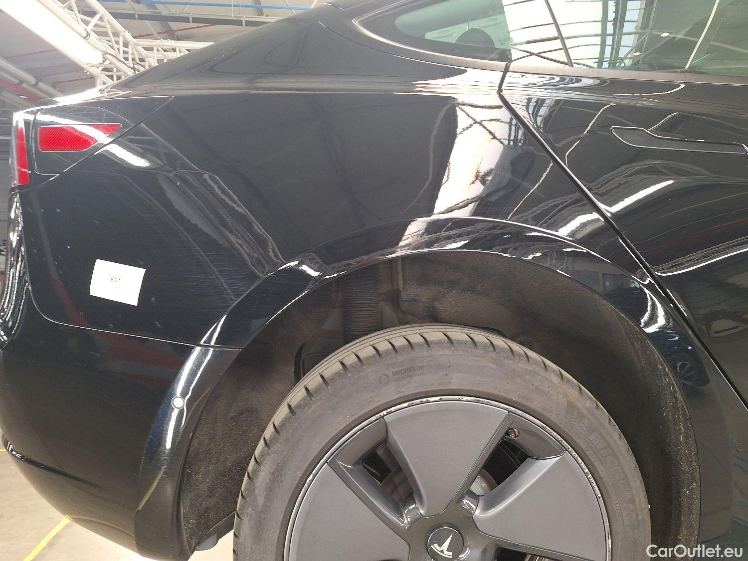  Tesla  Model 3 Tesla,  '18 BEV, Tesla  Long-Range Dual Motor AWD 4d #18
