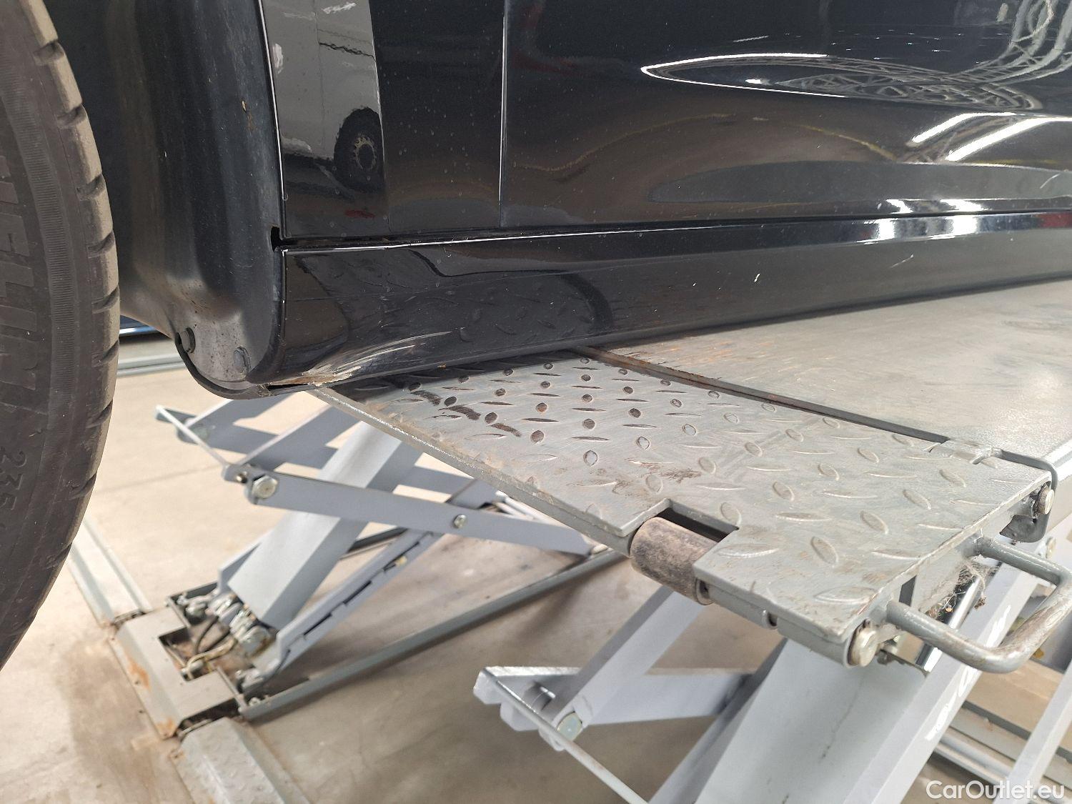  Tesla  Model 3 Tesla,  '18 BEV, Tesla  Long-Range Dual Motor AWD 4d #9