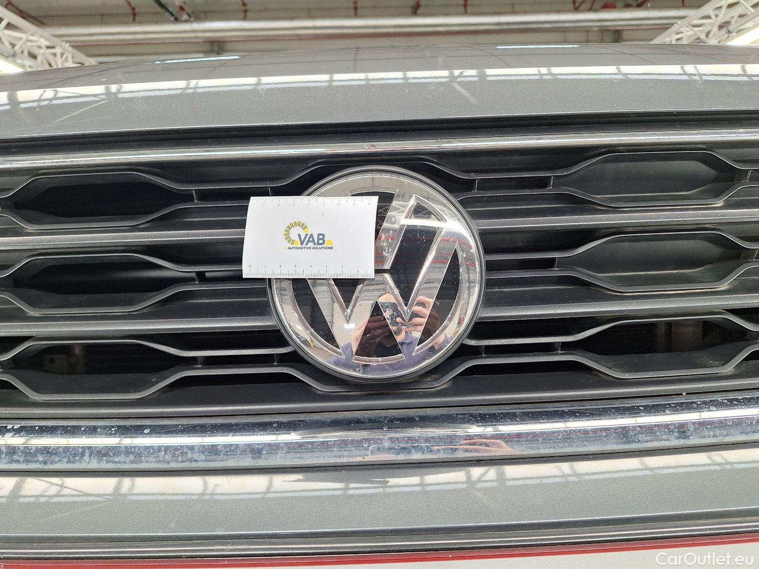  Volkswagen  T-ROC VW,  '17, Volkswagen  1.0 TSI 5d #5