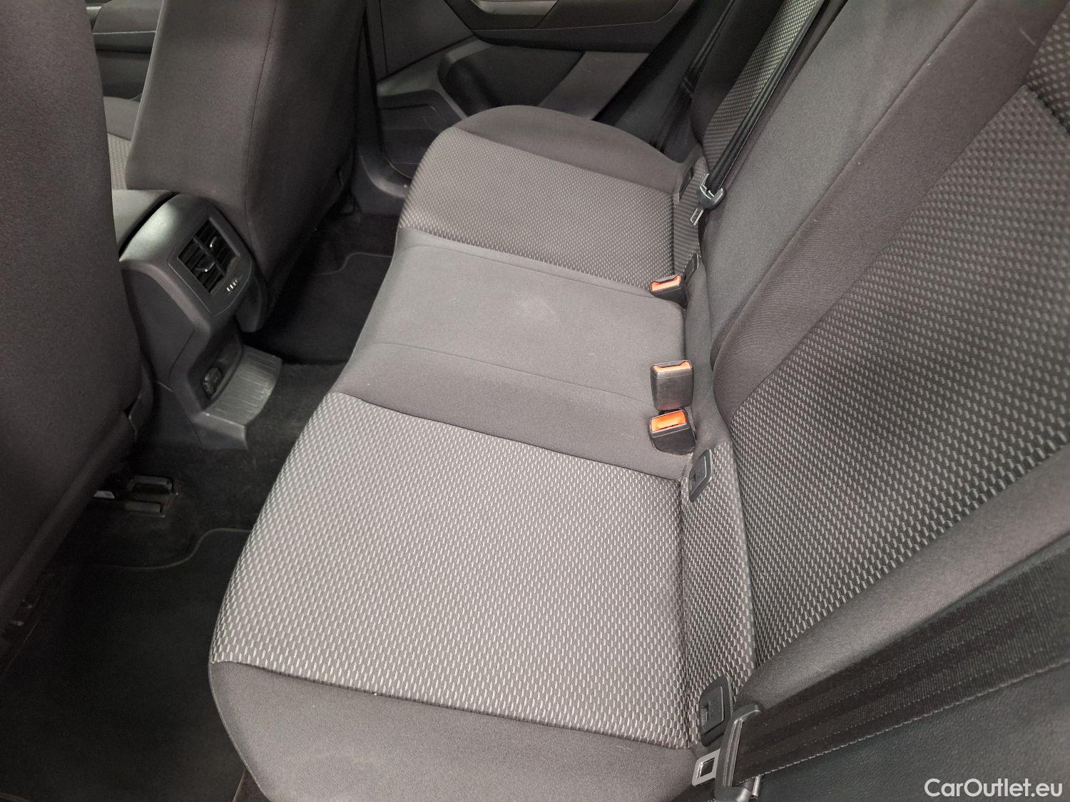  Volkswagen  T-ROC VW,  '17, Volkswagen  1.0 TSI 5d #32
