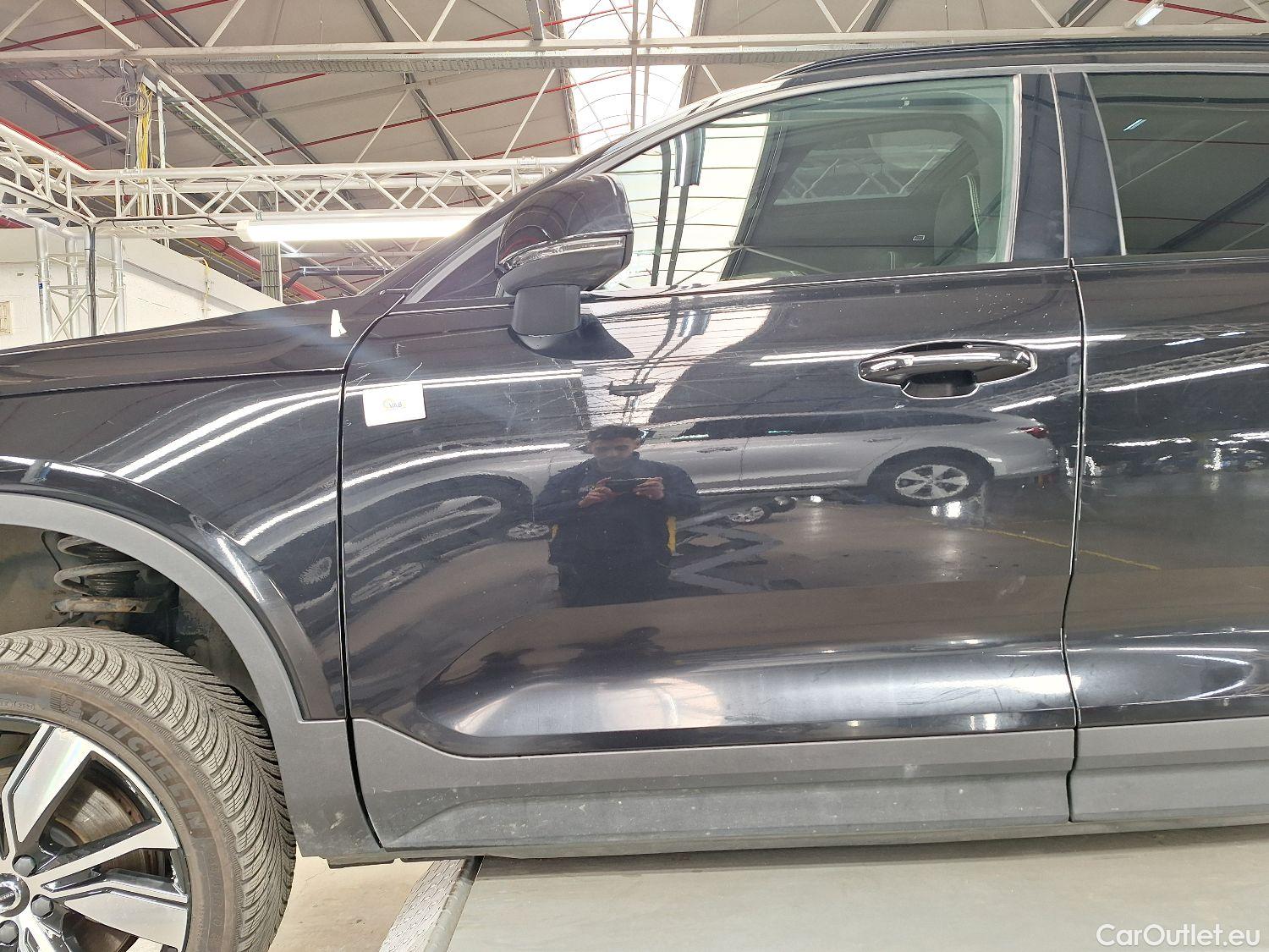  Volvo  XC 40 Volvo, XC40 '17, Volvo XC40 P8 4x4 Recharge R-Design 5d #28
