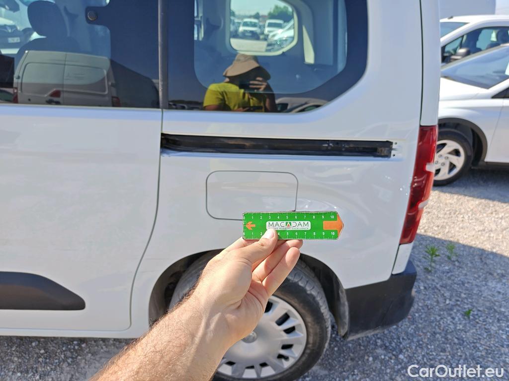  Opel  Combo OPEL  Life / 2018 / 5P / monovolumen compacto 1.5 TD 75kW (100CV) S/S Edition L #7