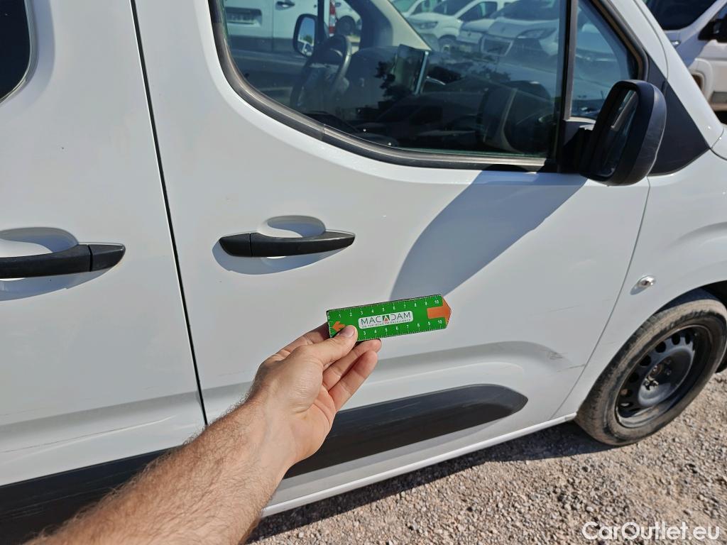  Opel  Combo OPEL  Life / 2018 / 5P / monovolumen compacto 1.5 TD 75kW (100CV) S/S Edition L #30