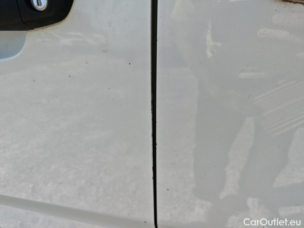  Opel  Combo OPEL  Life / 2018 / 5P / monovolumen compacto 1.5 TD 75kW (100CV) S/S Edition L #15