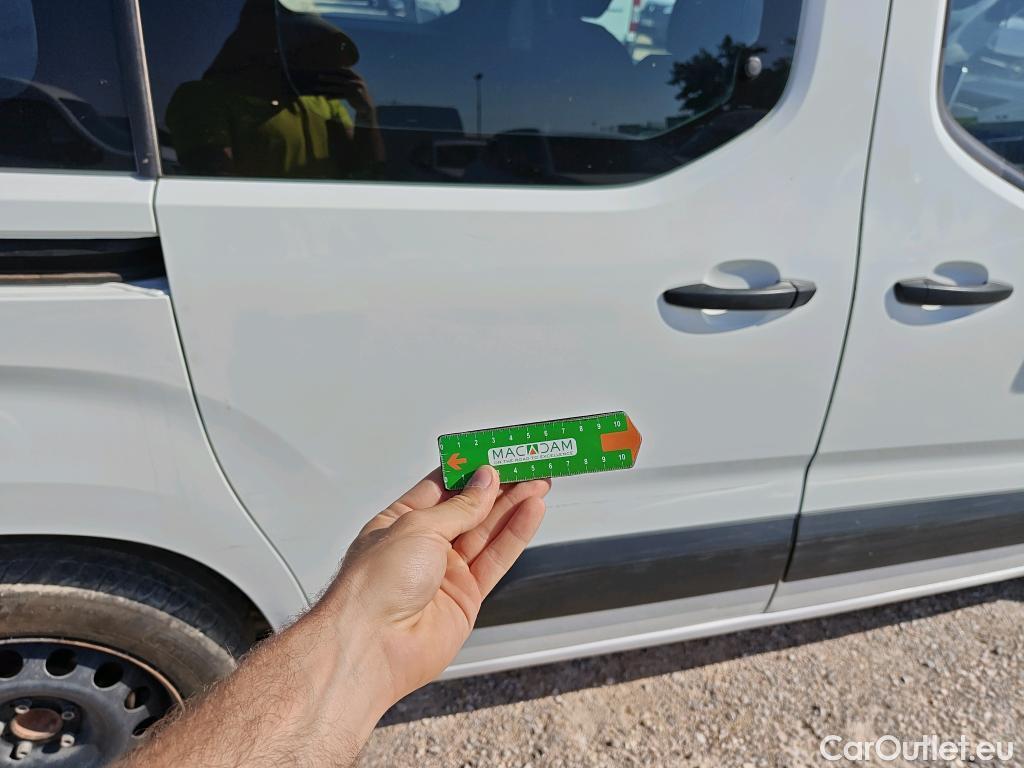  Opel  Combo OPEL  Life / 2018 / 5P / monovolumen compacto 1.5 TD 75kW (100CV) S/S Edition L #23