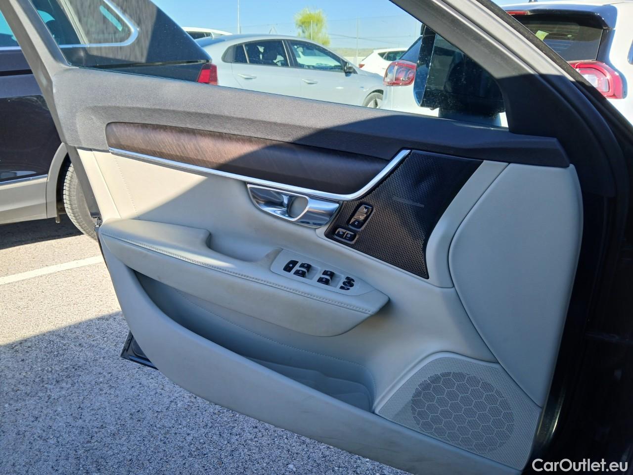  Volvo  V90  Cross Country Pro AWD 2.0 D5 235CV AT8 E6dT #4