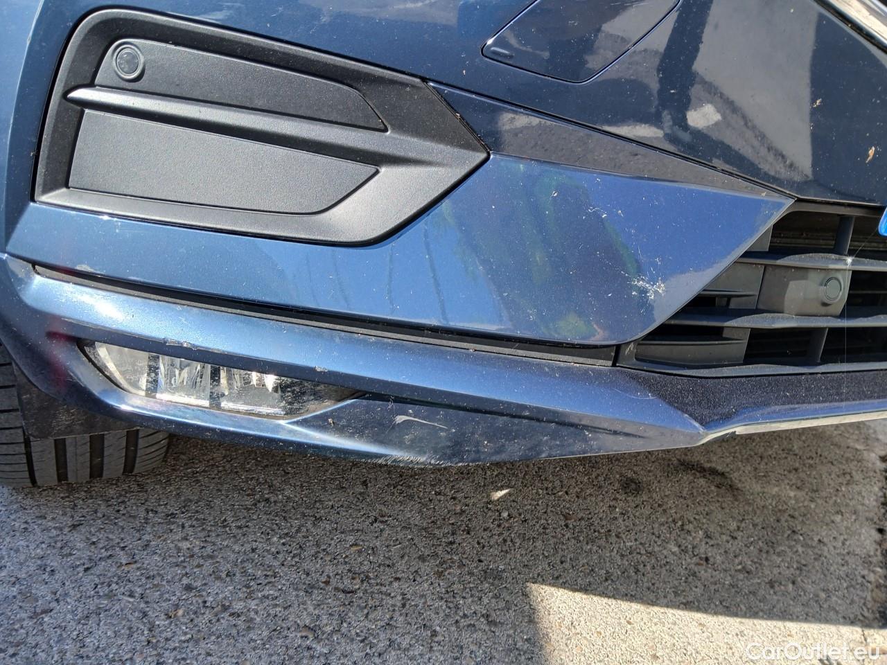  Volvo  XC60 VOLVO  / 2017 / 5P / todoterreno 2.0 D3 Momentum Pro #15