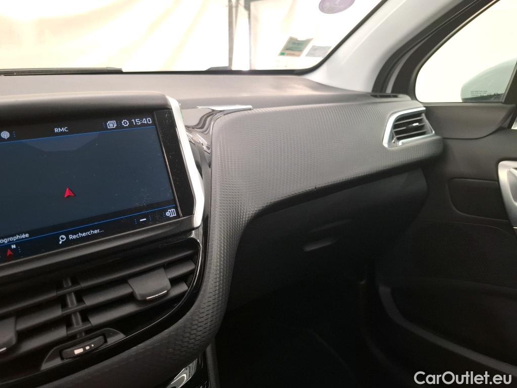  Peugeot  2008  Allure Business 1.2 PureTech 130CV BVM6 E6dT #20