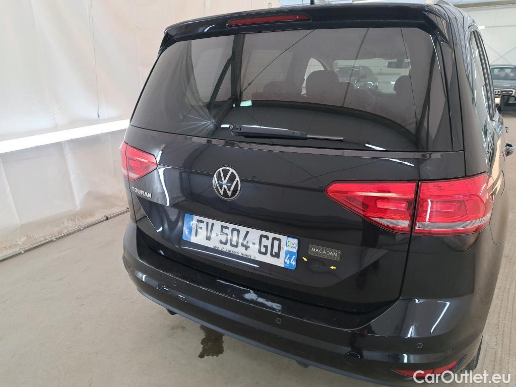  Volkswagen  Touran VOLKSWAGEN  / 2015 / 5P / monospace 1.5 TSI EVO DSG7 Lounge 7 pl #27