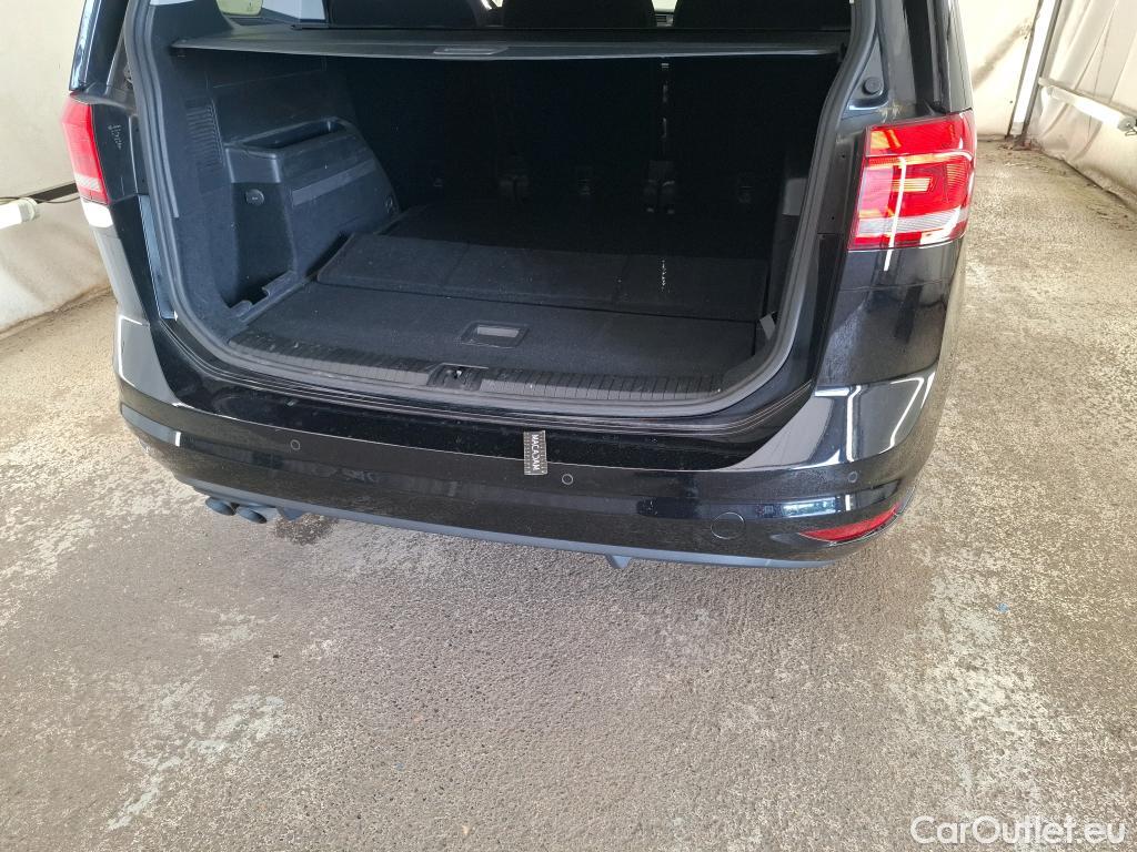  Volkswagen  Touran  Lounge Business BMT/Start-Stopp 2.0 TDI 150CV BVA7 E6d #4