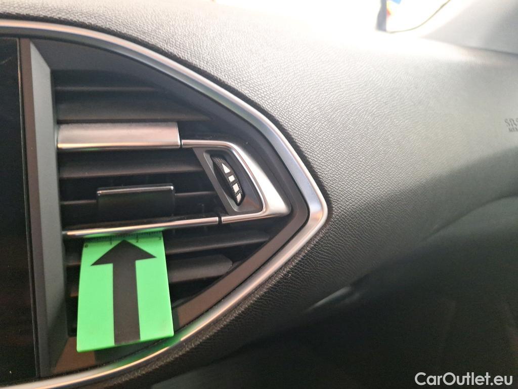  Peugeot  308 1.5 BlueHDi 130CP SW Active #24